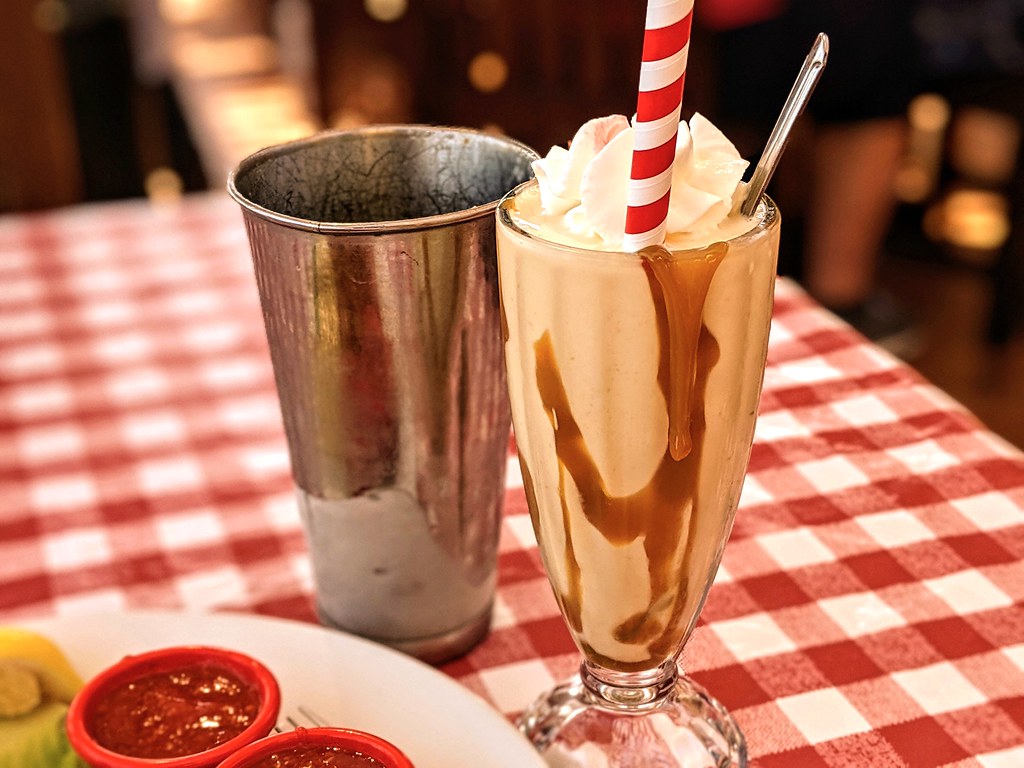Photo of milkshake - What's the difference between malt and shakes?